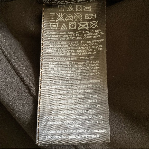 Guess Jacket Men’s XL Black Hooded Full Zip SoftShell Denali Outdoor Designer - Picture 10 of 10